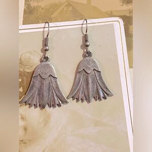 Vintage Sterling Silver Egyptian Revival Lotus Flower Earrings